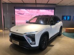 -蔚来中心(北京中关村店)