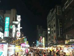 -六合夜市