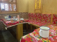 -闯关东东北农家菜(崂山石老人店)