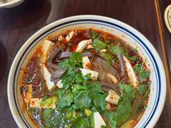 -蓝田九大碗民俗食府(蓝田店)