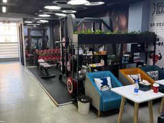 -即刻健身馆(对外经贸店)