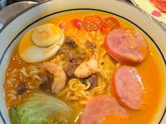 -围炉肉舍•炭烤活鳗•丹东海鲜烤肉(步行街店)