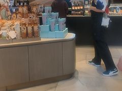 -星巴克臻选(成都太古里店)