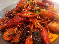 -巴厘龙虾·榜首油焖大虾(音乐学院·沿江酒馆店)