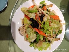 -桃子餐厅·天津菜(王顶堤总店)