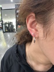 -龙之吻专业刺青·手工耳洞·纹身去色