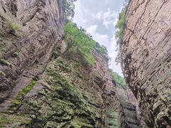 -龙潭大峡谷