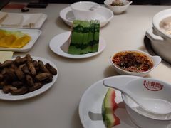 -小骨煲金华砂锅(转塘金街美地店)