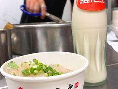 清汤萝卜-化州颜勇牛腩(深圳总店)