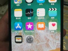 -Apple零售店(华贸购物中心店)