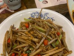 -黄泥岗·地道湖北菜(奥特莱斯店)