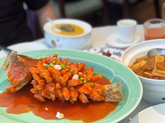 糖醋松子鱼-西湖春天•老字号杭州菜(百汇店)