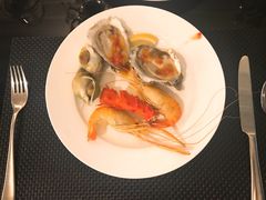 -圣丰索菲特·2 On 988 Café 自助餐厅