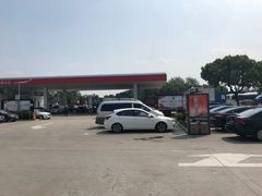 -小昆山服务区-停车场