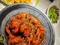 -肥肥虾庄·金牌油焖大虾(沙湖店)