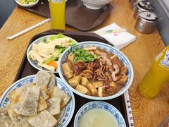 -门框胡同百年卤煮(新街口店)