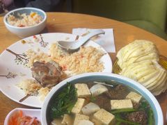 -金莹丸子汤清真(朝外SOHO店)
