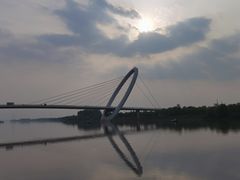 -南京眼步行桥