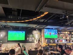 -麦凯伦烧烤·精酿超级工厂店(金桥总店)