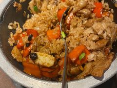 当红小炒肉石锅饭-新白鹿餐厅(金鹰新街口店)