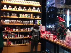-星巴克(昆明金鹰天地店)