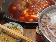 -萍姐火锅·公路夜市(武汉首店)