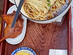 -百年老字号·观振兴蟹黄面·三虾面·苏式面(观前街富仁坊巷店)