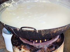 -云南大锅豆浆店