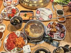 -汉江山料理级自助烤肉黑金冠(周口好吃城店)
