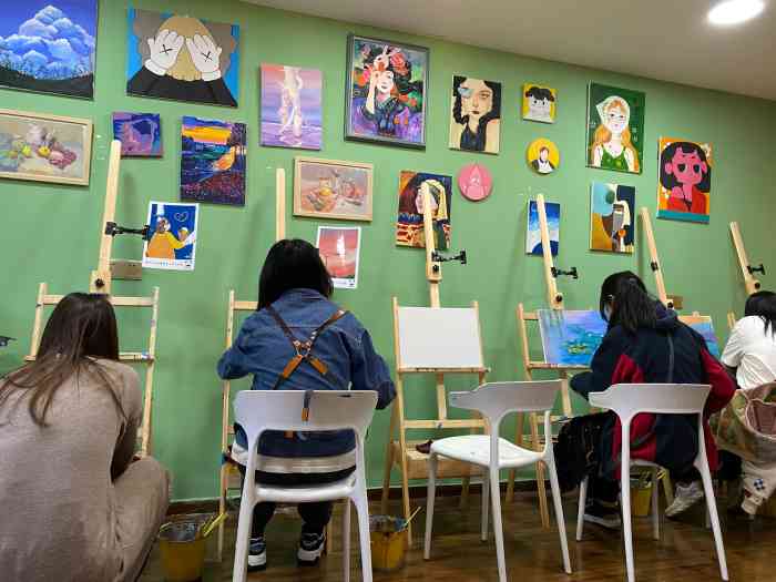 怪先生绘画体验馆(龙湖时代天街店)