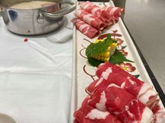 -红鼎豆捞·非遗鲍皇汤火锅(宝丰路店)