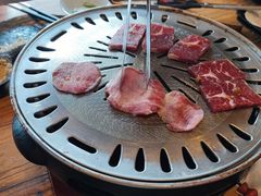-金刚山黑牛炭火自助烤肉(西大望路店)