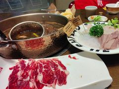 -居石捞·潮汕卤水火锅(南国明珠店)