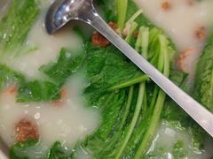丸子小白菜汤-山南熏肉大饼(辽菜旗舰店)