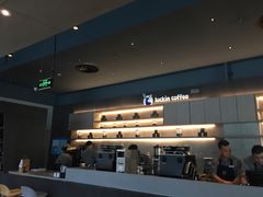 -瑞幸咖啡(宝华国际广场店)