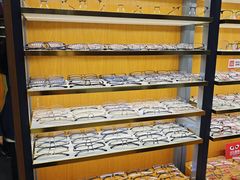 -优医视平价眼镜蔡司依视路折扣工厂店(十里堡店)