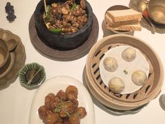 -桂满陇·蟹黄小笼汤包(中山公园店)