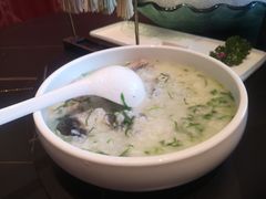 -鼎泰亨·海鲜牛肉餐厅(滨江店)
