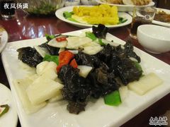 木耳山药-大眼锅贴水饺(河东店)