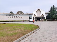 -中国西峡恐龙遗迹园