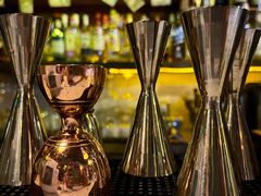 -城墙外BAR