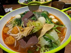 -万记麻辣烫国展总店