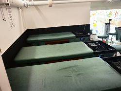 -乾健·烫染·接发SALON