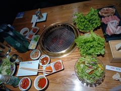-小花花炭火烤肉·十五年延吉风味(左家庄店)