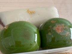 蛋黄肉松青团-许阿姨糕团店(南京总店)