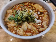 -丽丽三鲜螺蛳粉(田林路店)