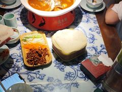 -卢大鲜鱼头捞饭(美利广场店)