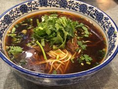 红烧牛肉面-腔调面(斜土路店)