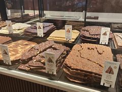 -Laderach 莱德拉(上海环贸iapm店)