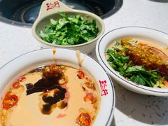 -三人行骨头王火锅(长寿店)